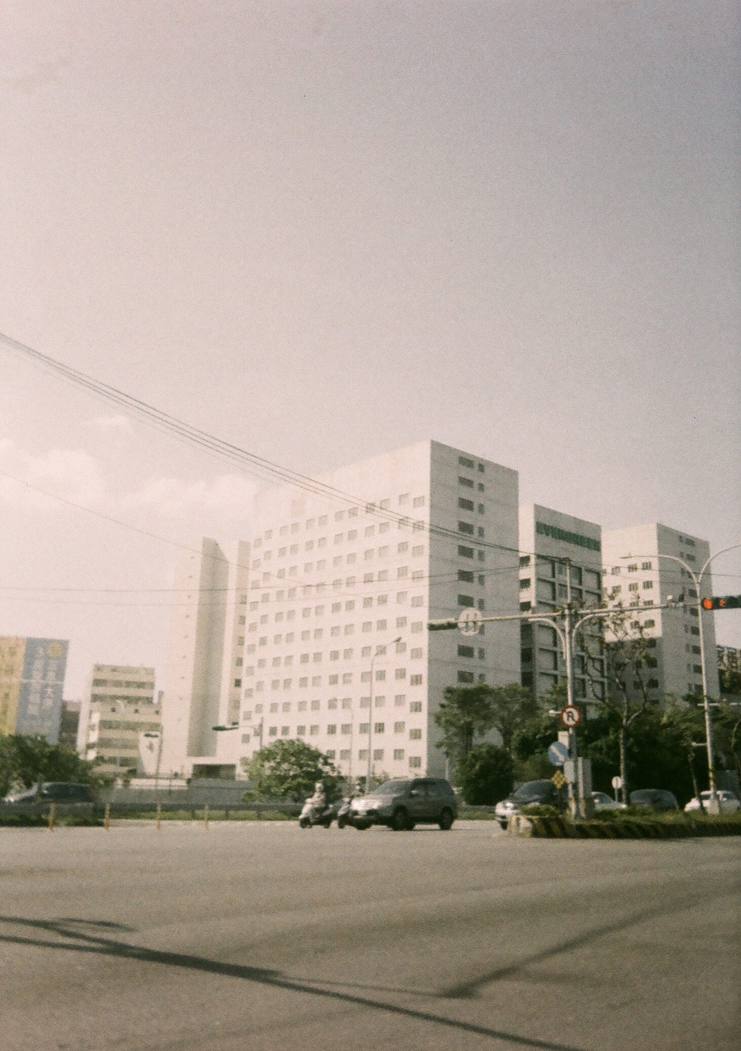 milodesign_photography底片攝影 Kodak ektar H35半格底片機 LOMOGRAPHY METROPOLIS